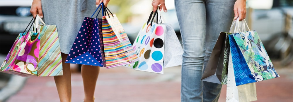 Immagine esemplificativa di una giornata di shopping presso i negozi di Roma Termini.
